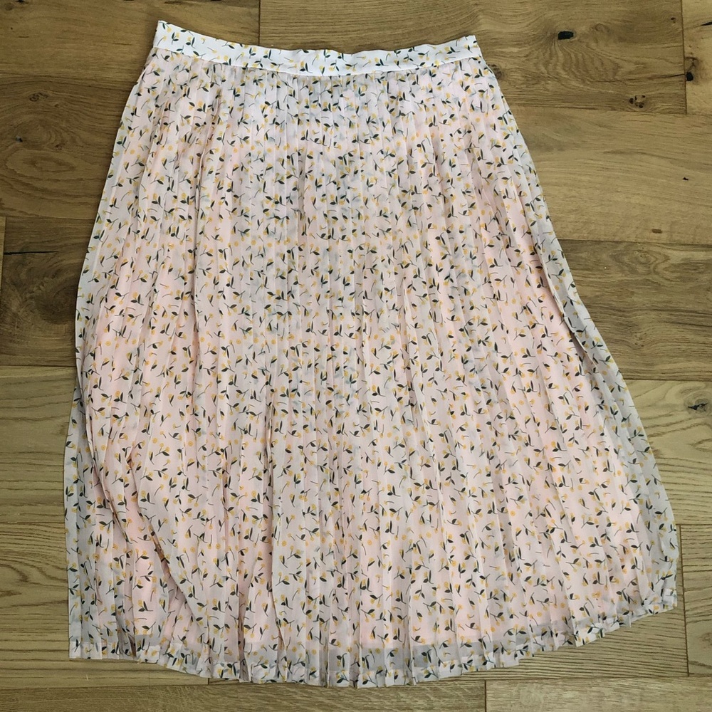 NWT: Like A Lady Pleated Midi Skirt